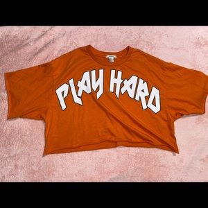 Play Hard cropped t-shirt